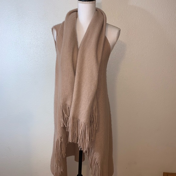 Sweater vest duster - Picture 1 of 3